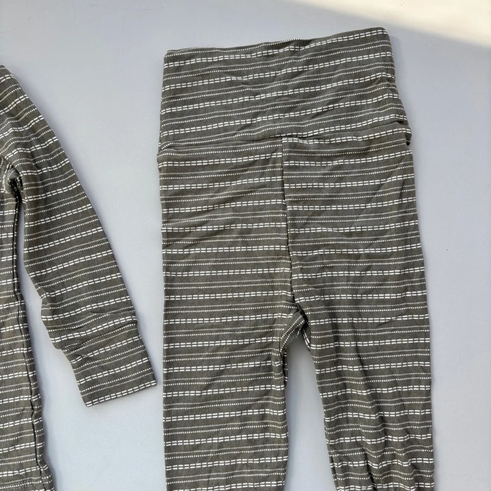 Lou Lou & Company Easton Top & Bottom Set Size 6-12M Easton Printed Gray Striped